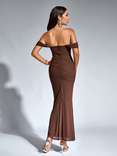 Robe À Épaules Dénudées, Froncée & Zippée Dans Le Dos